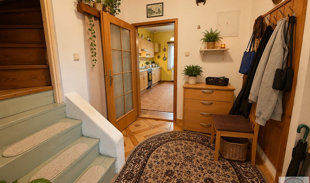 Prodej domu 110 m² s pozemkem 170 m², Žalhostice – náhled fotky 5