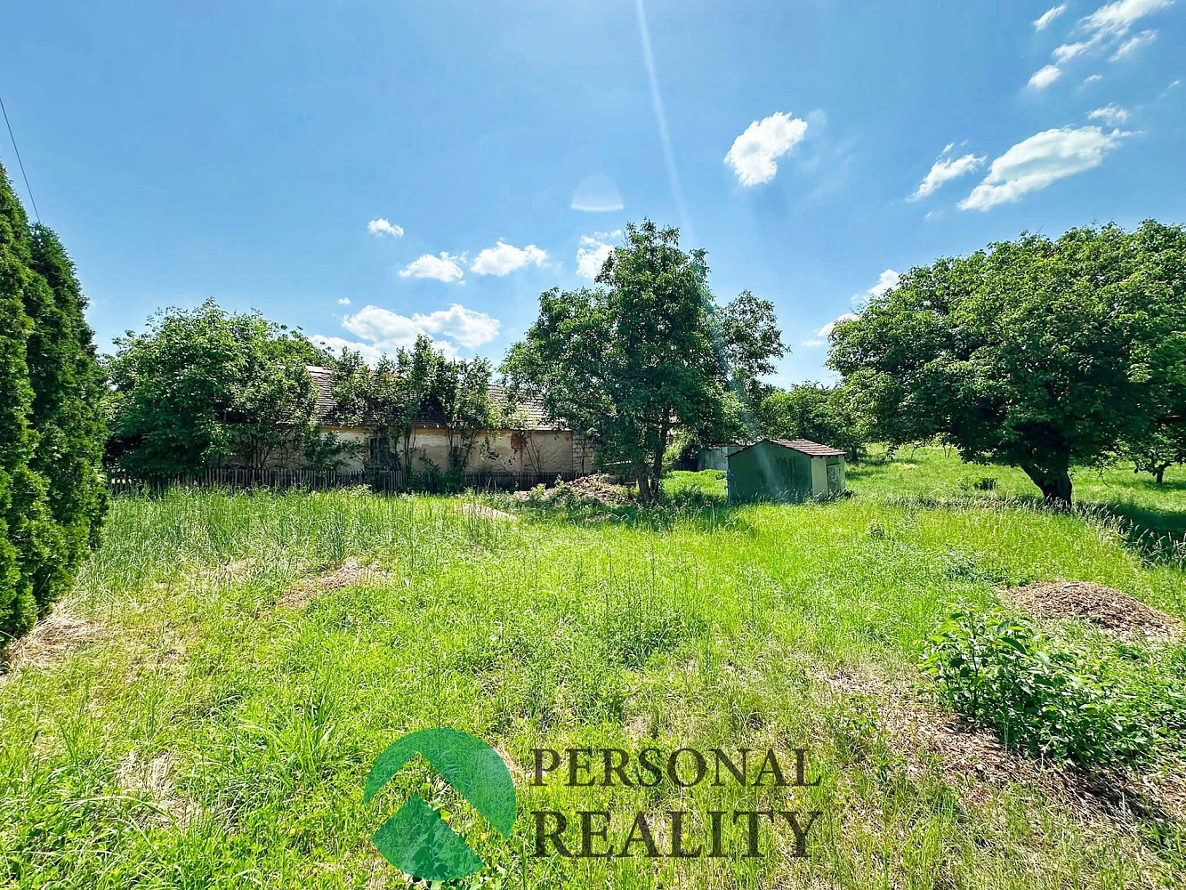 Prodej stavebního pozemku 1 500 m²