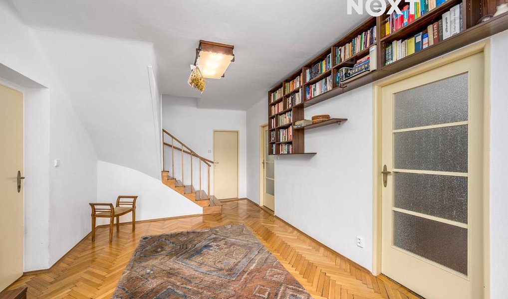 Prodej domu 300 m² s pozemkem 1 330 m², Praha – náhled fotky 17