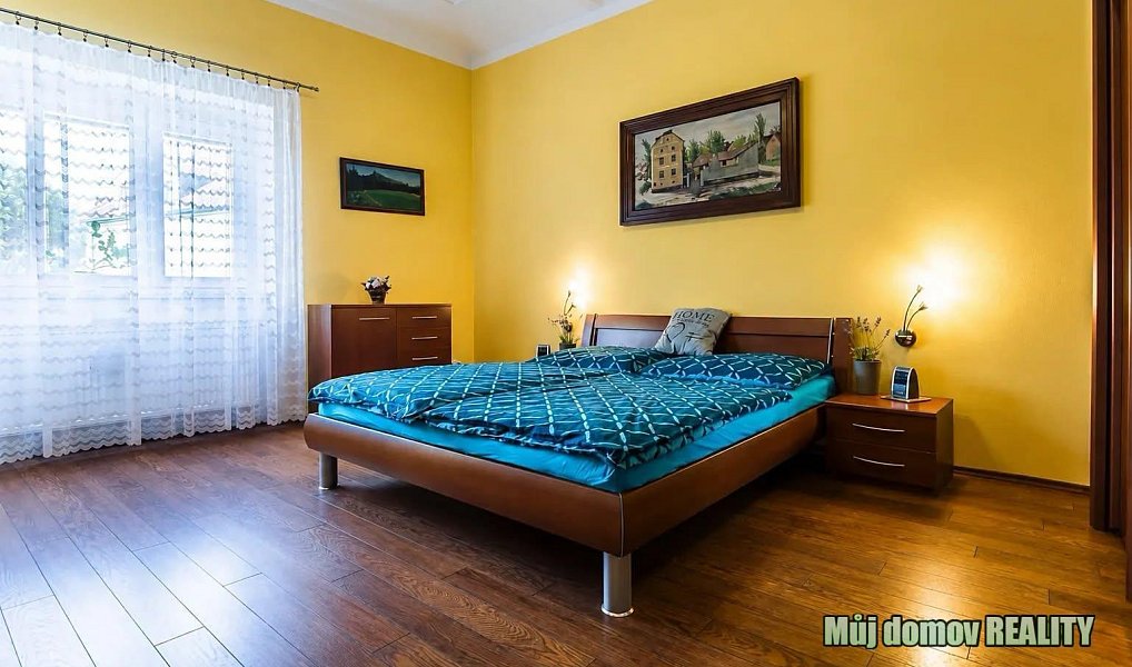 Pronájem domu 1 300 m² s pozemkem 1 022 m², Praha – náhled fotky 4