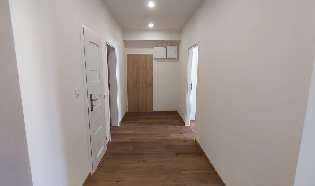 Prodej bytu 3+1 85 m², Praha – náhled fotky 9