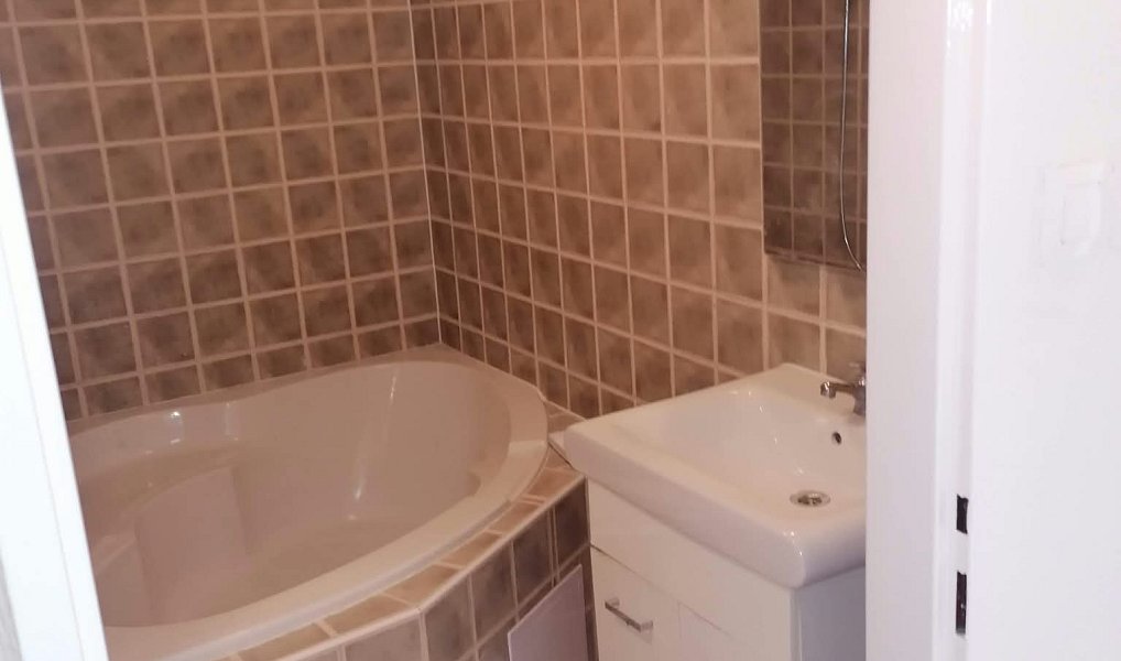 Pronájem bytu 3+1 84 m², Teplice – náhled fotky 7