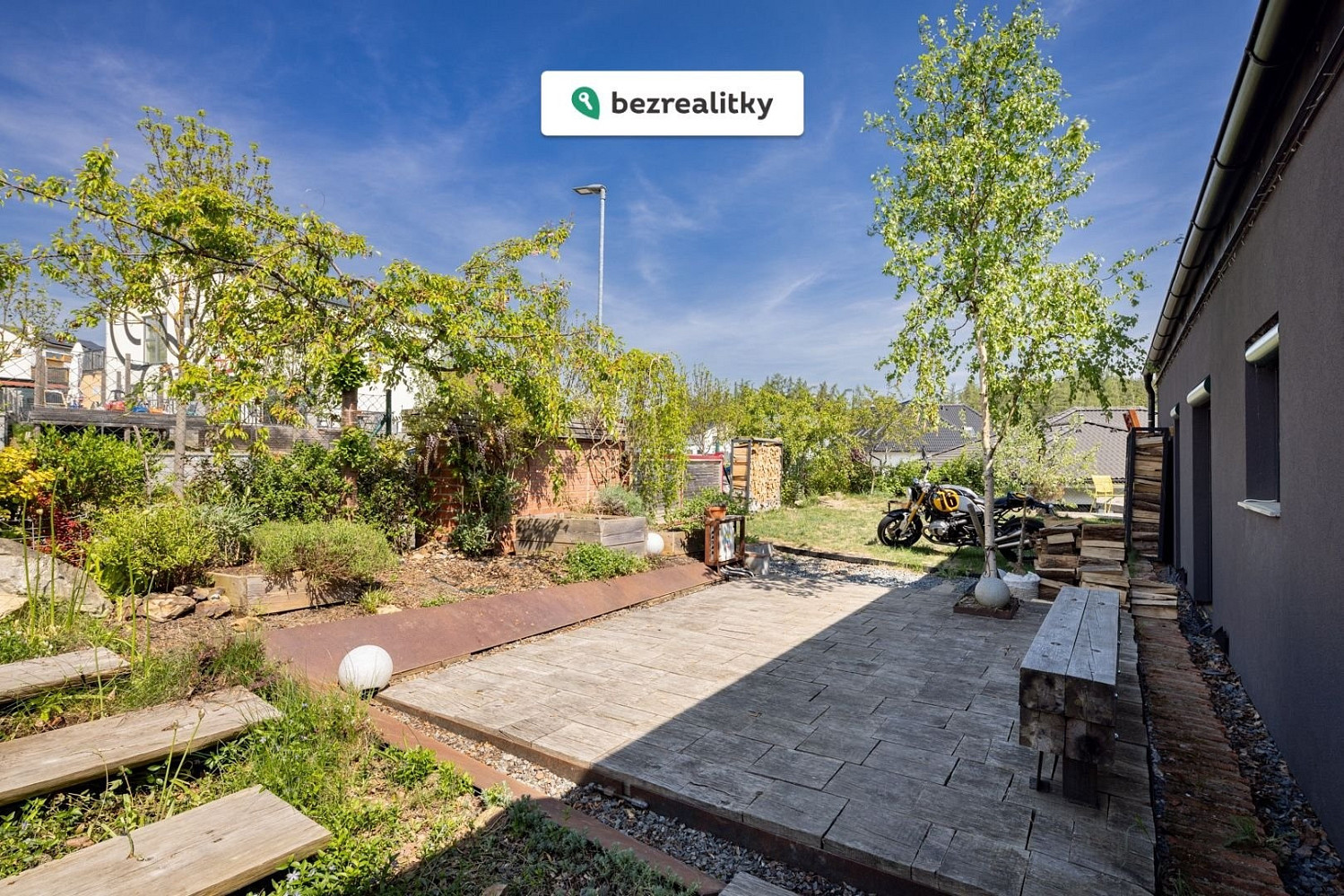 Prodej domu 117 m² s pozemkem 400 m² – fotografie 2