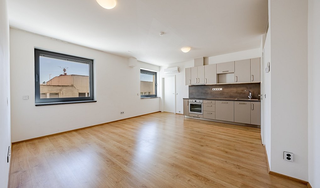 Pronájem bytu 3+kk 60 m², Uherské Hradiště – náhled fotky 3