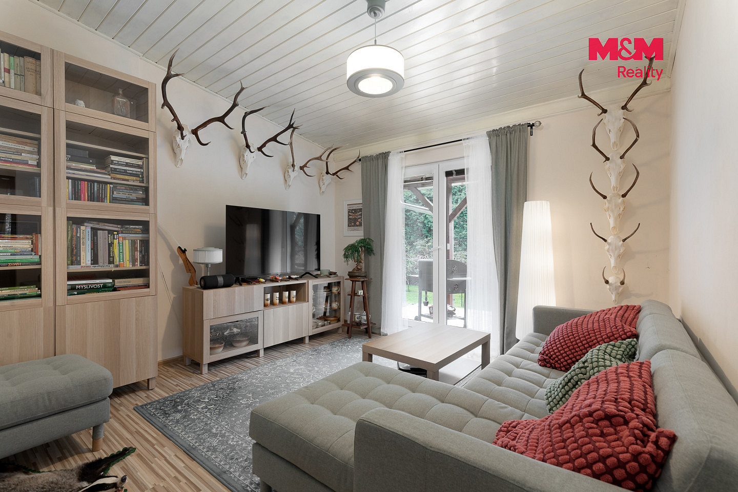 Prodej domu 202 m² s pozemkem 1 002 m² – fotografie 2