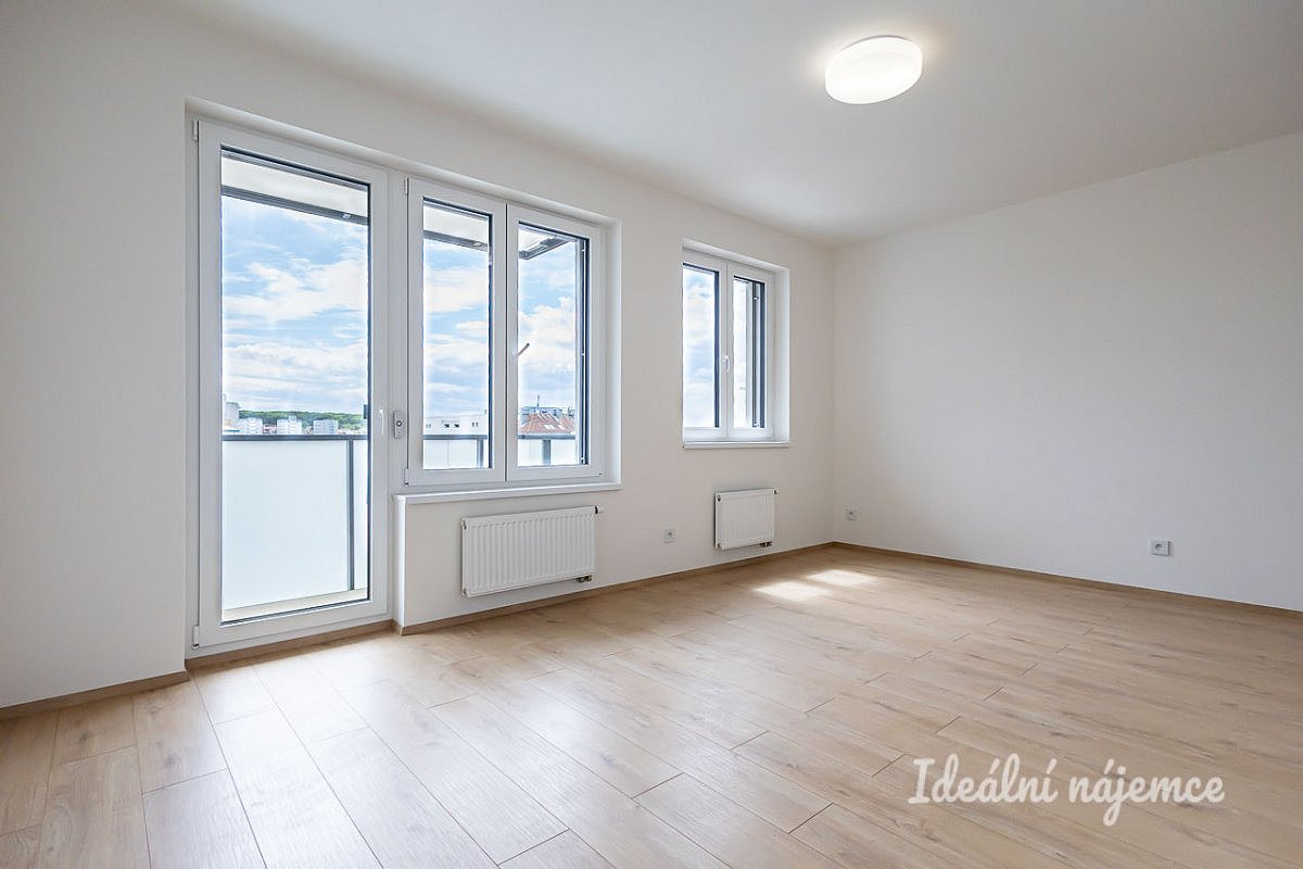 Pronájem bytu 2+kk 42 m² – pohled 4