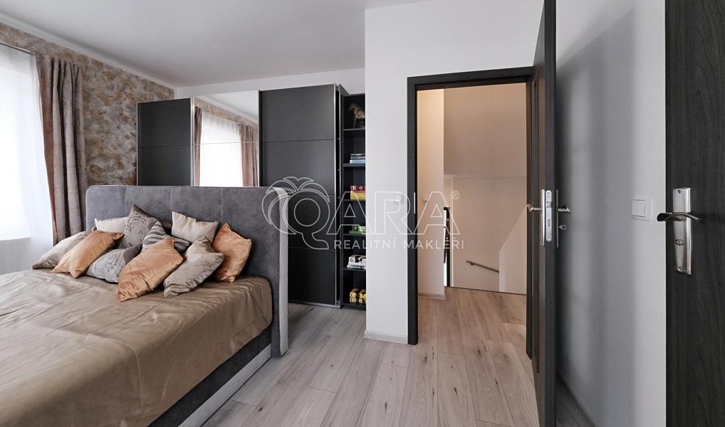 Pronájem domu 124 m² s pozemkem 76 m², Nelahozeves – náhled fotky 10