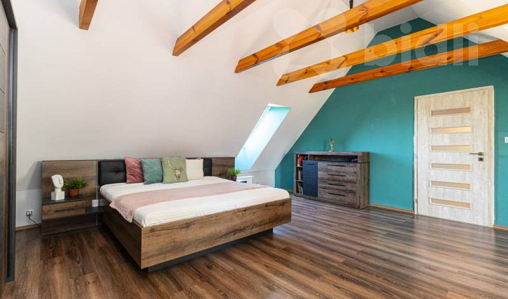 Prodej domu 180 m² s pozemkem 338 m², Lužnice – náhled fotky 15