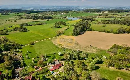 Prodej stavebního pozemku 8 000 m², Bratronice, okres Strakonice