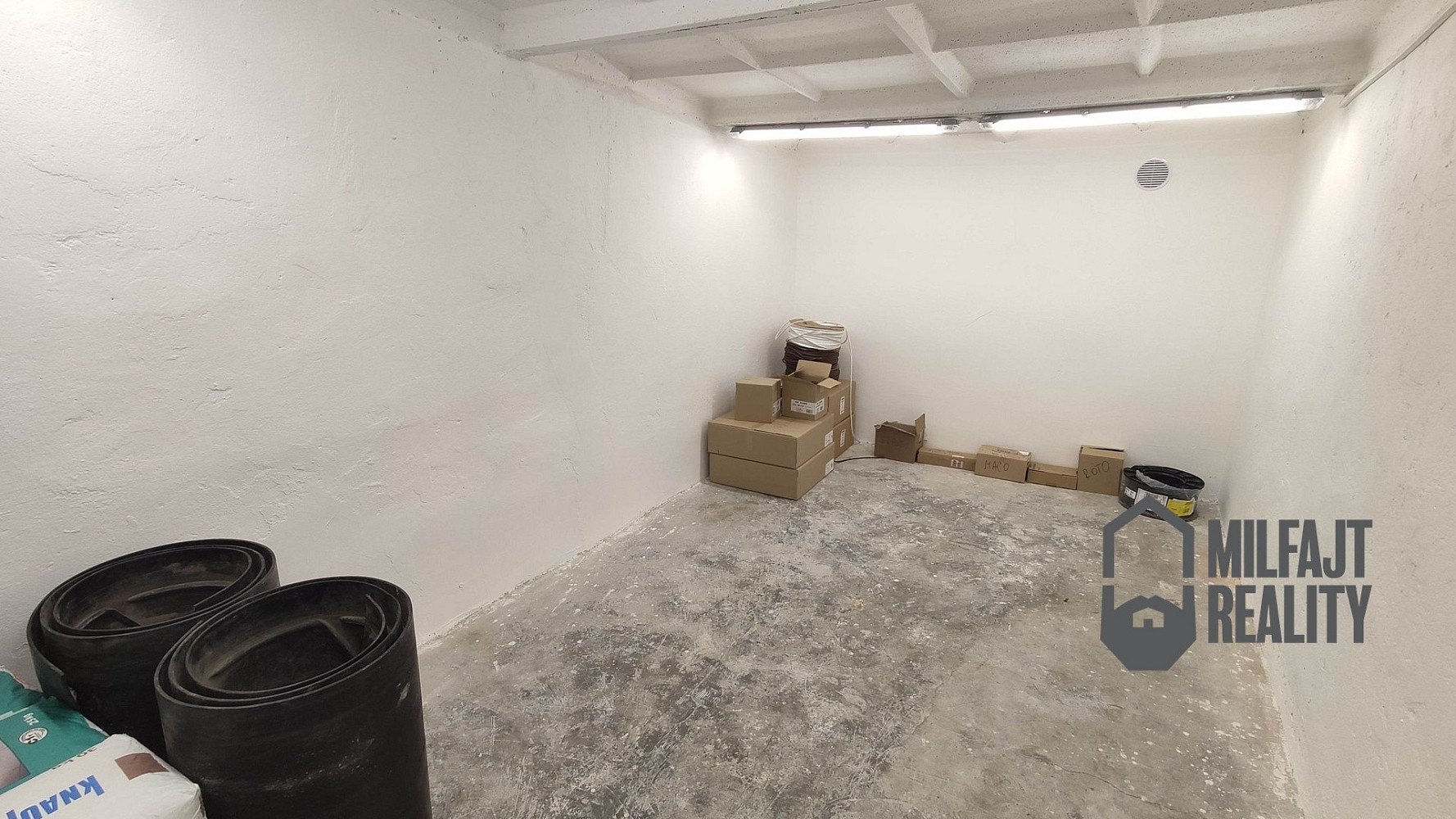 Pronájem garáže 20 m2, liberec — photo 3