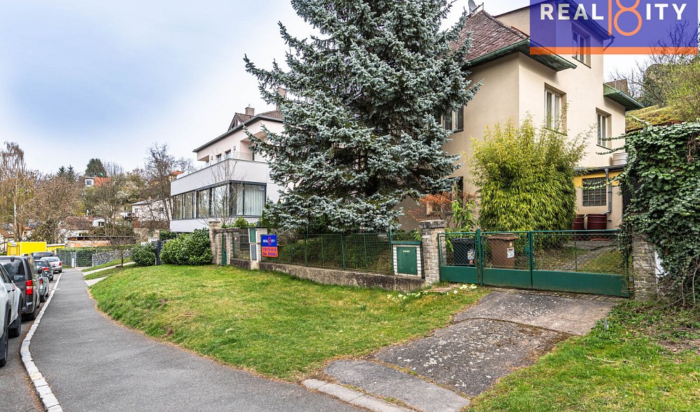 Prodej stavebního pozemku 773 m², Praha – náhled fotky 9