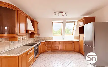 Pronájem bytu 3+kk 80 m²