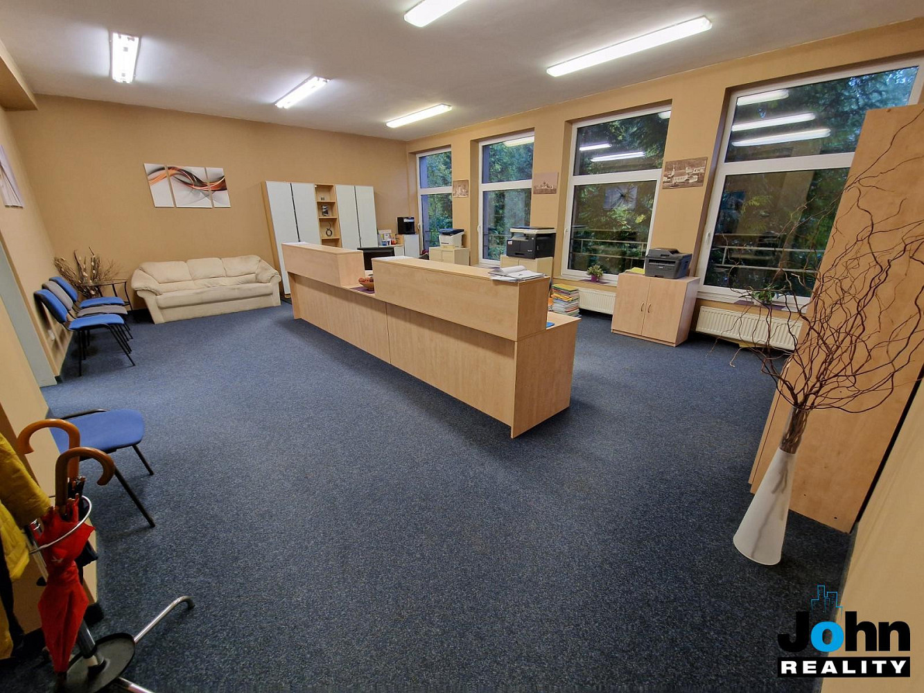 Pronájem kanceláře 130 m²