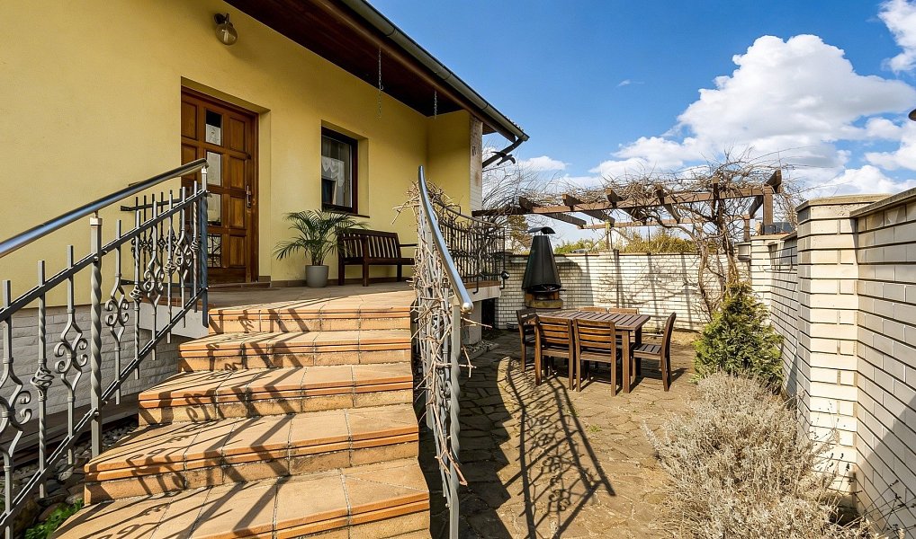 Prodej domu 286 m² s pozemkem 722 m², Veleň – náhled fotky 45