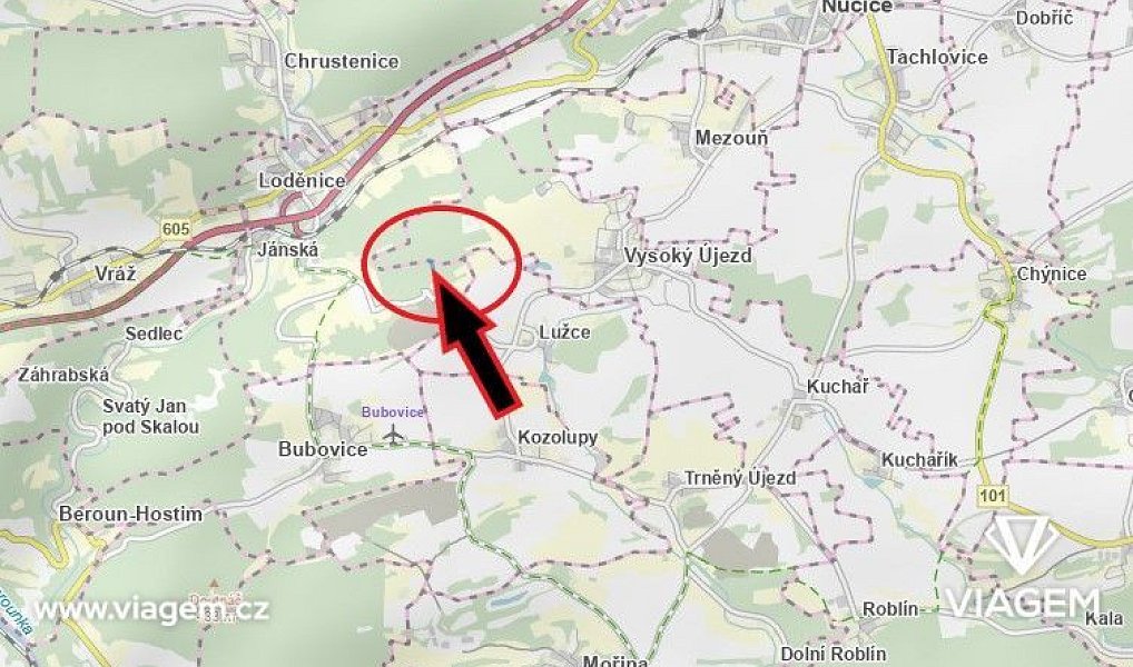 Prodej lesa 2 464 m², Loděnice – náhled fotky 3