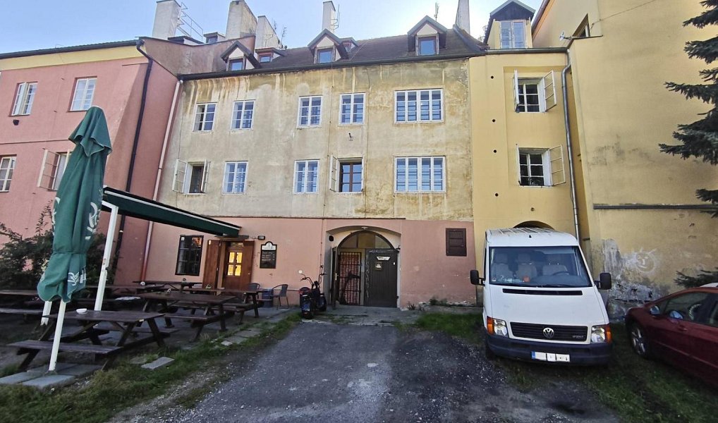 Pronájem bytu 3+1 88 m², Cheb – náhled fotky 14