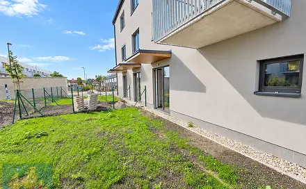 Pronájem bytu 1+kk 80 m², Topolová, Milovice - Mladá, okres Nymburk