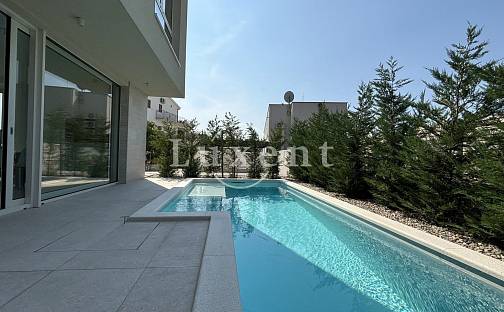Prodej domu 200 m² s pozemkem 565 m², Trogir, Split-Dalmatia County, Chorvatsko