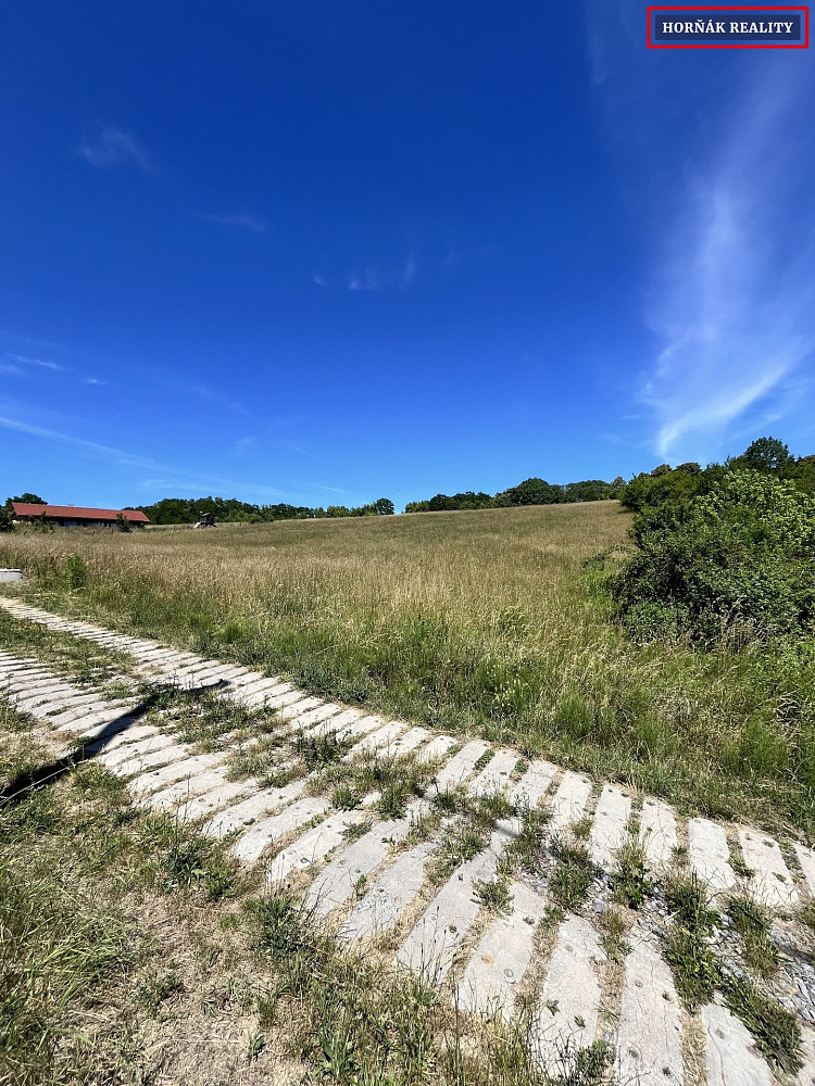 Prodej stavebního pozemku 4.059 m² - Nesovice u Bučovic – pohled 2