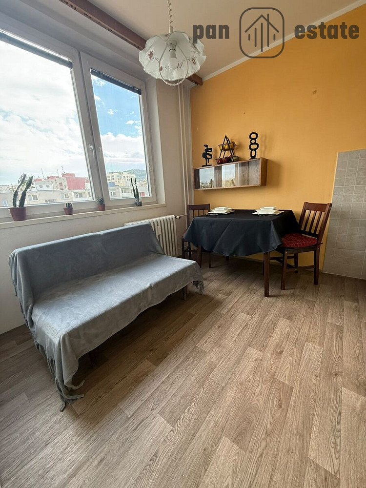 Pronájem bytu 1+1 32 m² – fotografie 3