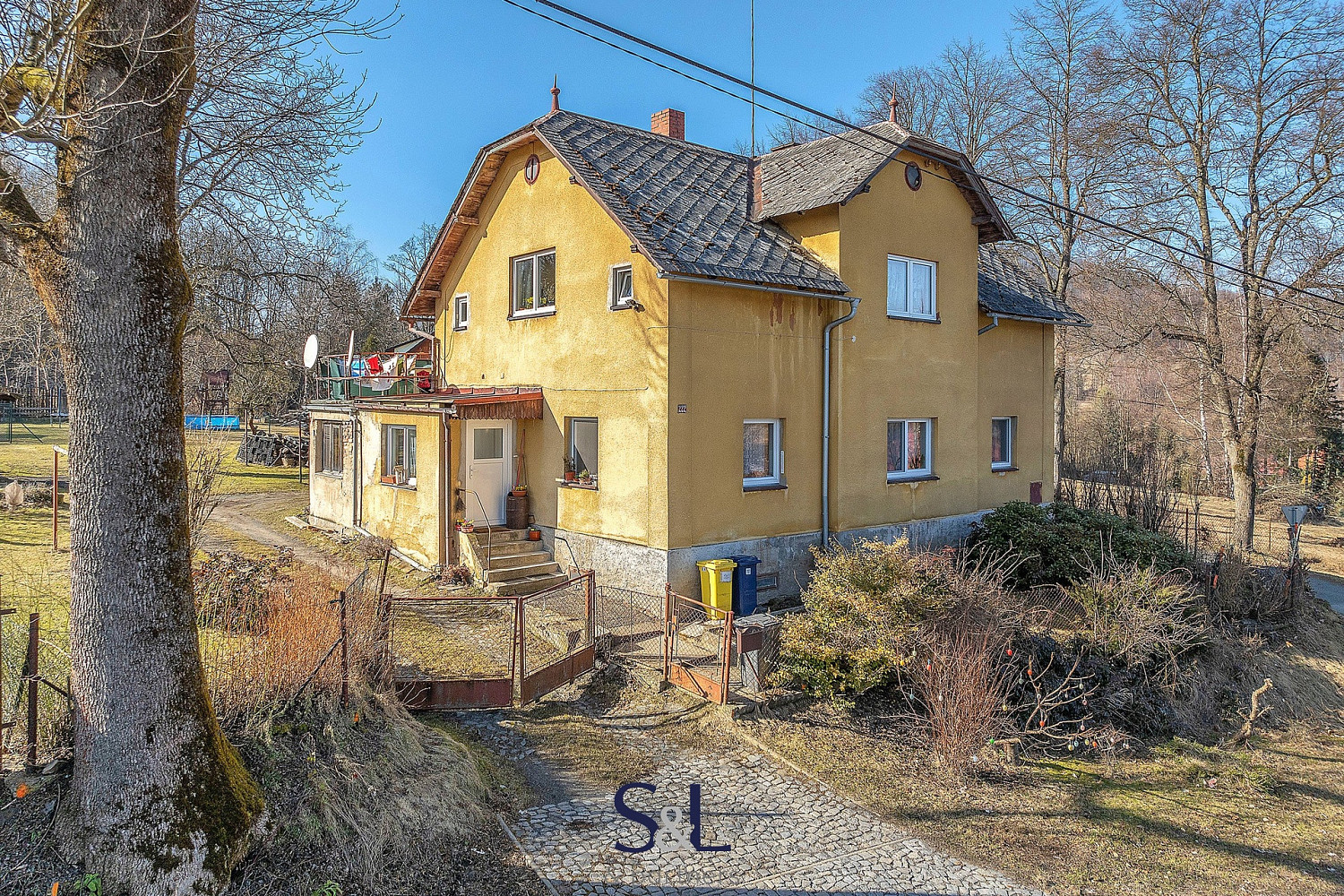 Prodej domu 180 m² s pozemkem 1 248 m²