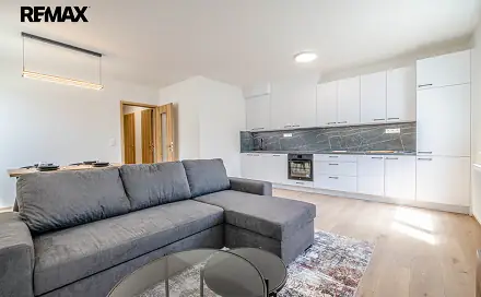 Prodej bytu 1+kk 44 m², Vodárenská, Mělník