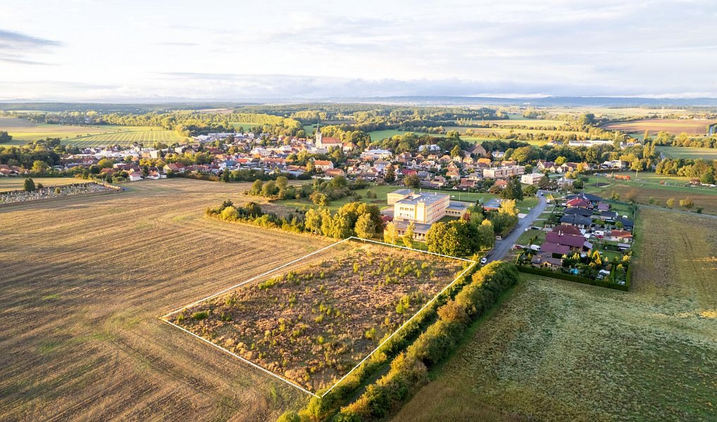 Prodej stavebního pozemku 6 666 m², Smidary – náhled fotky 4