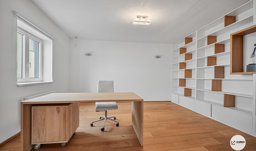 Prodej obchodních prostor 1 670 m², Opava – náhled fotky 12