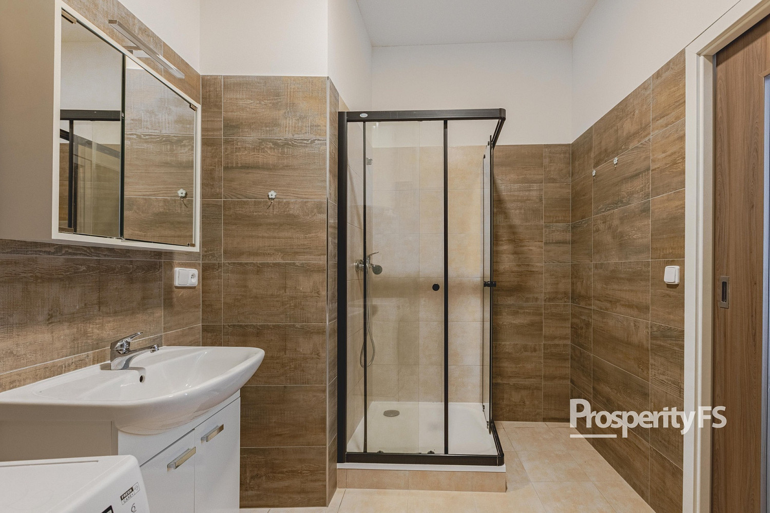 Prodej bytu 3+1 67 m² — photo 2