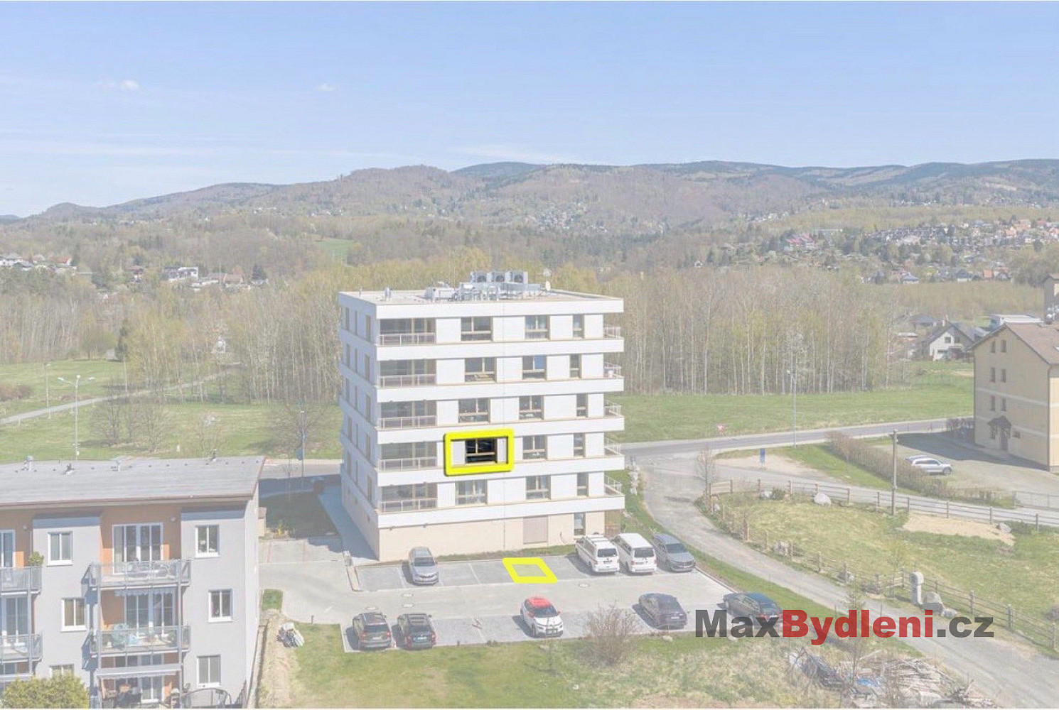 Pronájem bytu 1+kk 35 m² – fotografie 3