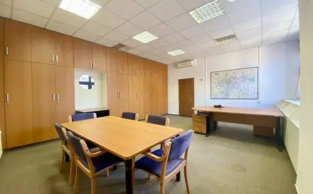 Pronájem kanceláře 61 m², Na Moráni, Praha 2 - Nové Město