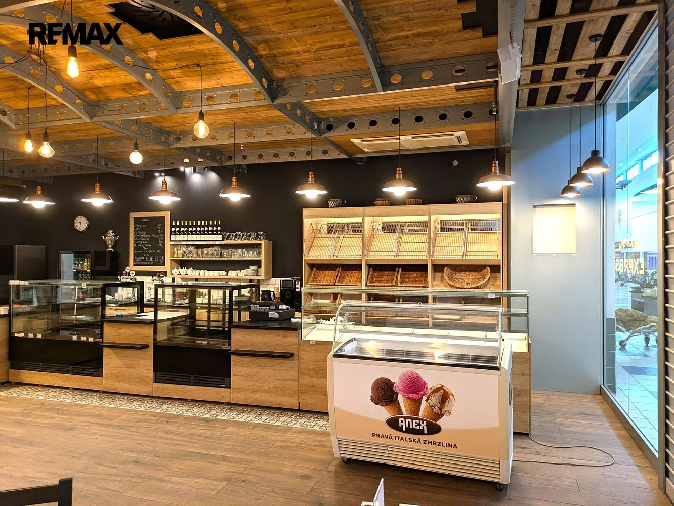 Pronájem restaurace 132 m² – fotografie 2