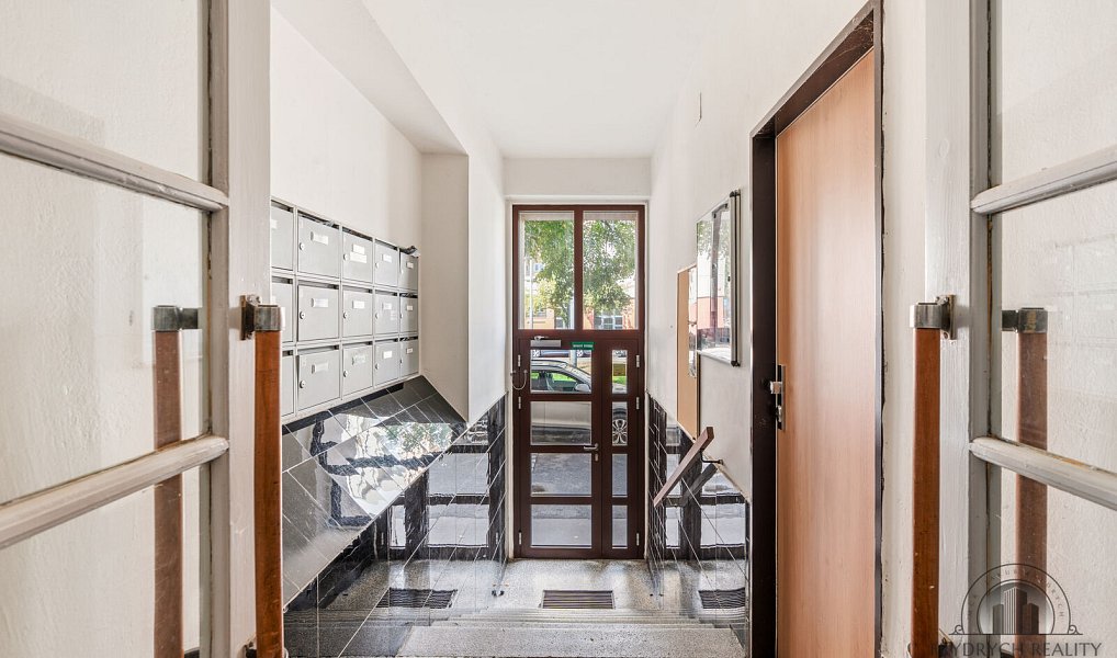 Prodej bytu 3+1 75 m², Praha – náhled fotky 22