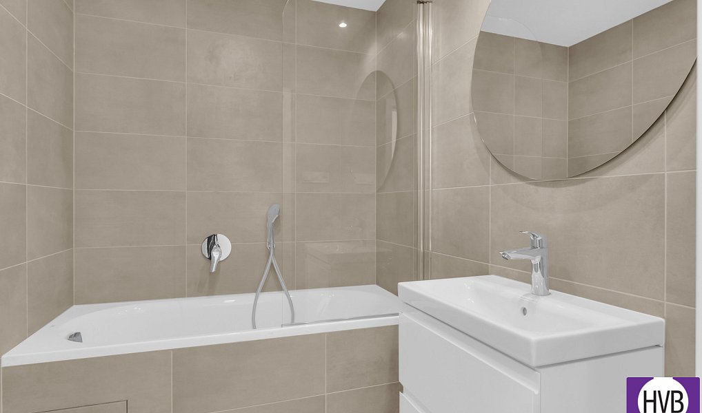 Prodej bytu 4+kk 70 m², Praha – náhled fotky 20