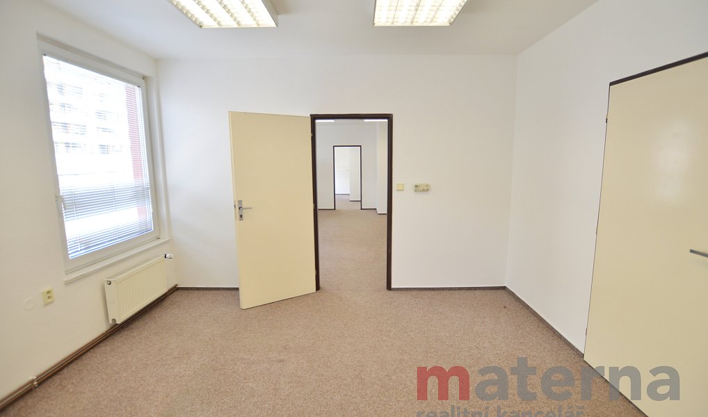 Pronájem kanceláře 50 m², Praha – náhled fotky 3