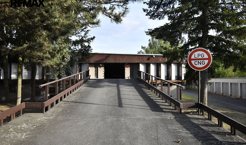 Prodej garážového stání 13 m2, ulice Mrštíkova - Hradec Králové, Hradec Králové – náhled fotky 7