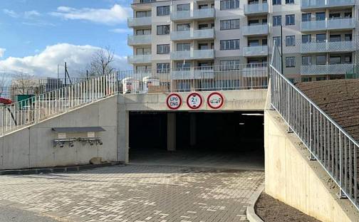 Pronájem parkovacího místa, 17. listopadu, Olomouc, 17. listopadu, Olomouc