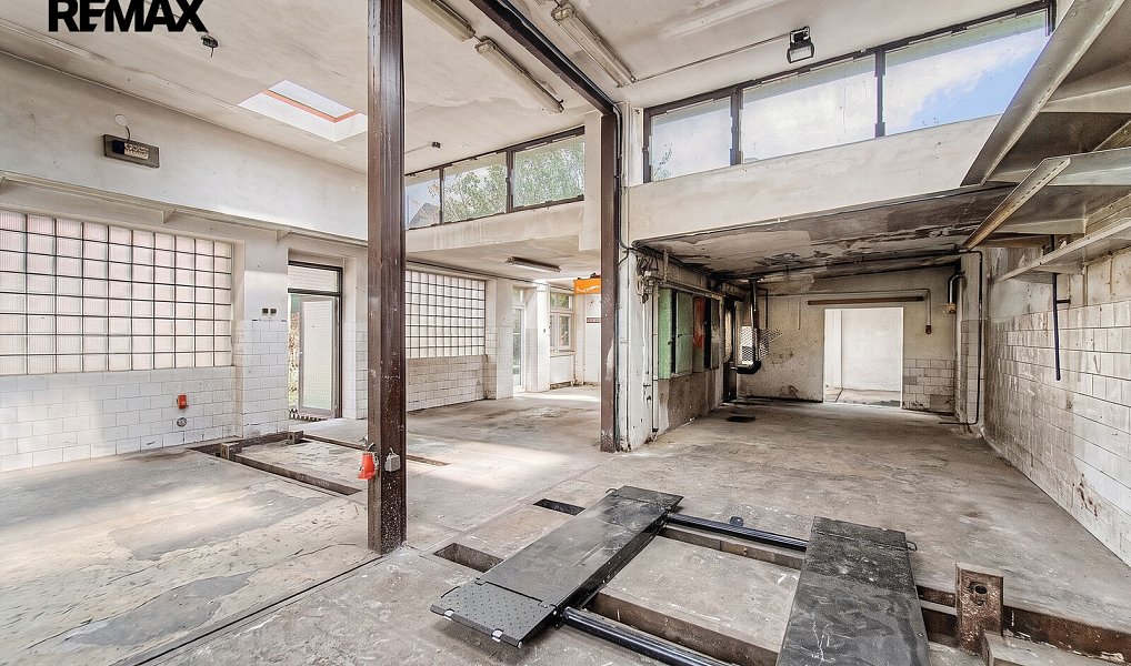 Prodej domu 294 m² s pozemkem 427 m², Pečky – náhled fotky 32