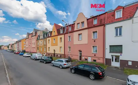 Prodej nájemního domu, činžáku 384 m², 1. máje, Karlovy Vary - Dvory