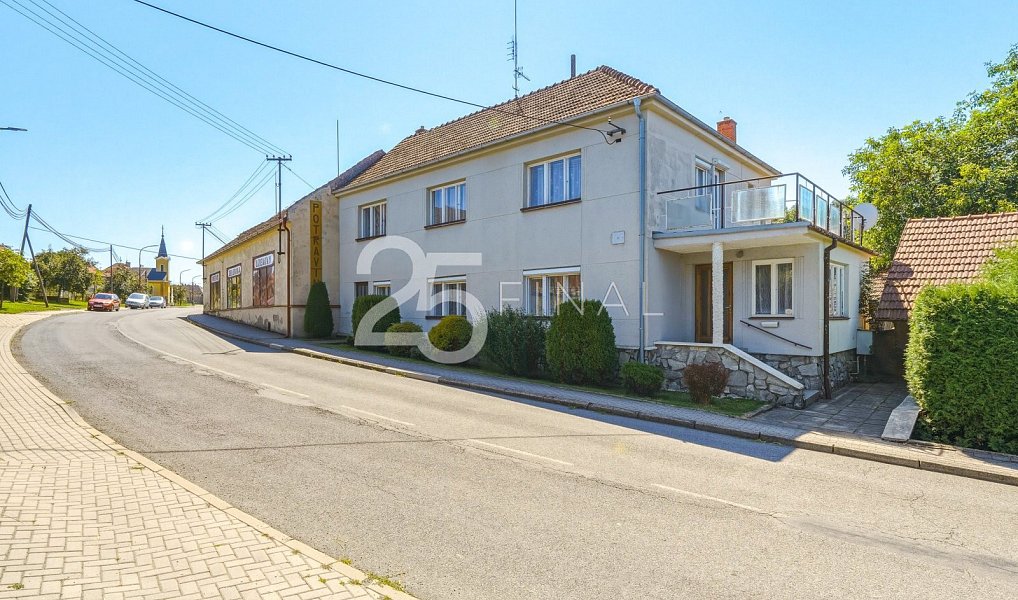 Prodej domu 160 m² s pozemkem 398 m², Hvozd – náhled fotky 2