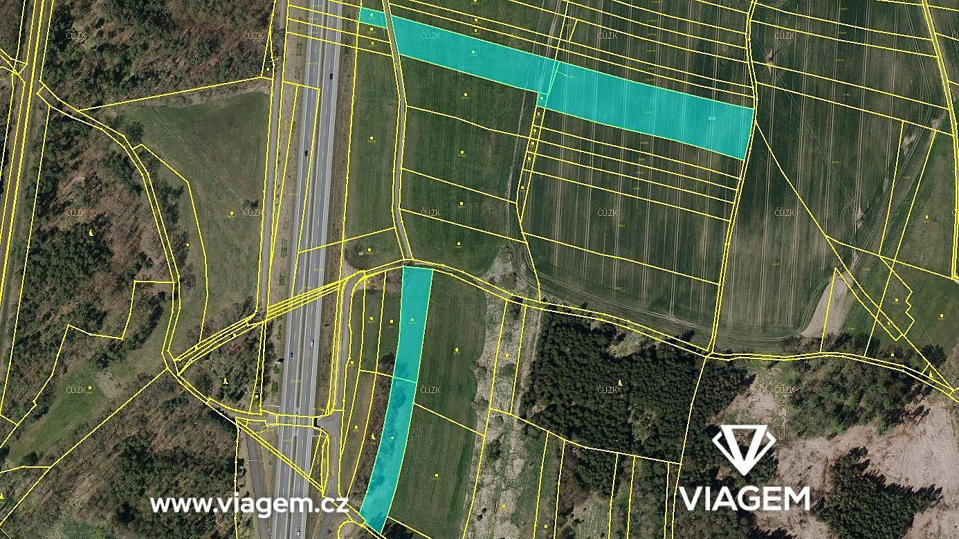 Prodej pole 1 798 m²