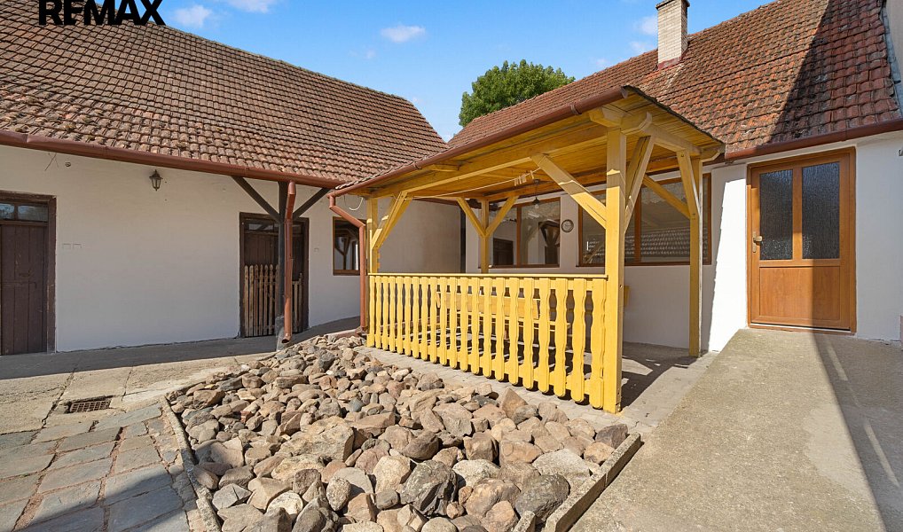 Prodej zemědělského objektu 260 m², Drahonín – náhled fotky 8