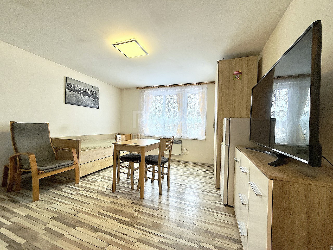 Prodej bytu 1+kk 27 m² — photo 2
