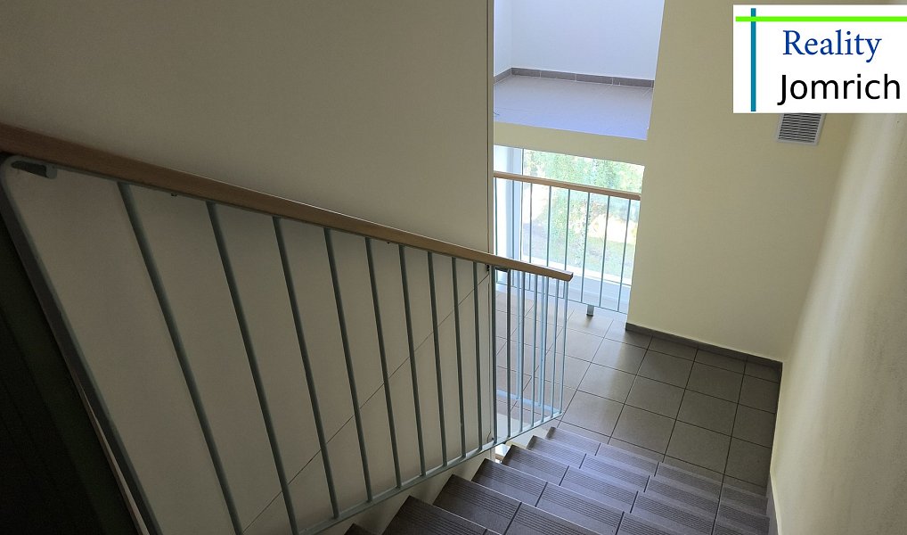 Prodej bytu 2+1 65 m², Liberec – náhled fotky 24