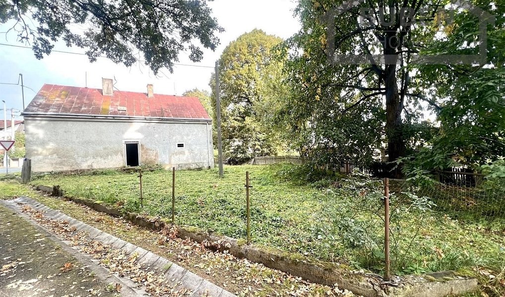 Prodej domu 170 m² s pozemkem 558 m², Lesná – náhled fotky 23