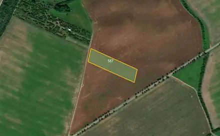 Prodej pole 10 947 m², Roštění, okres Kroměříž