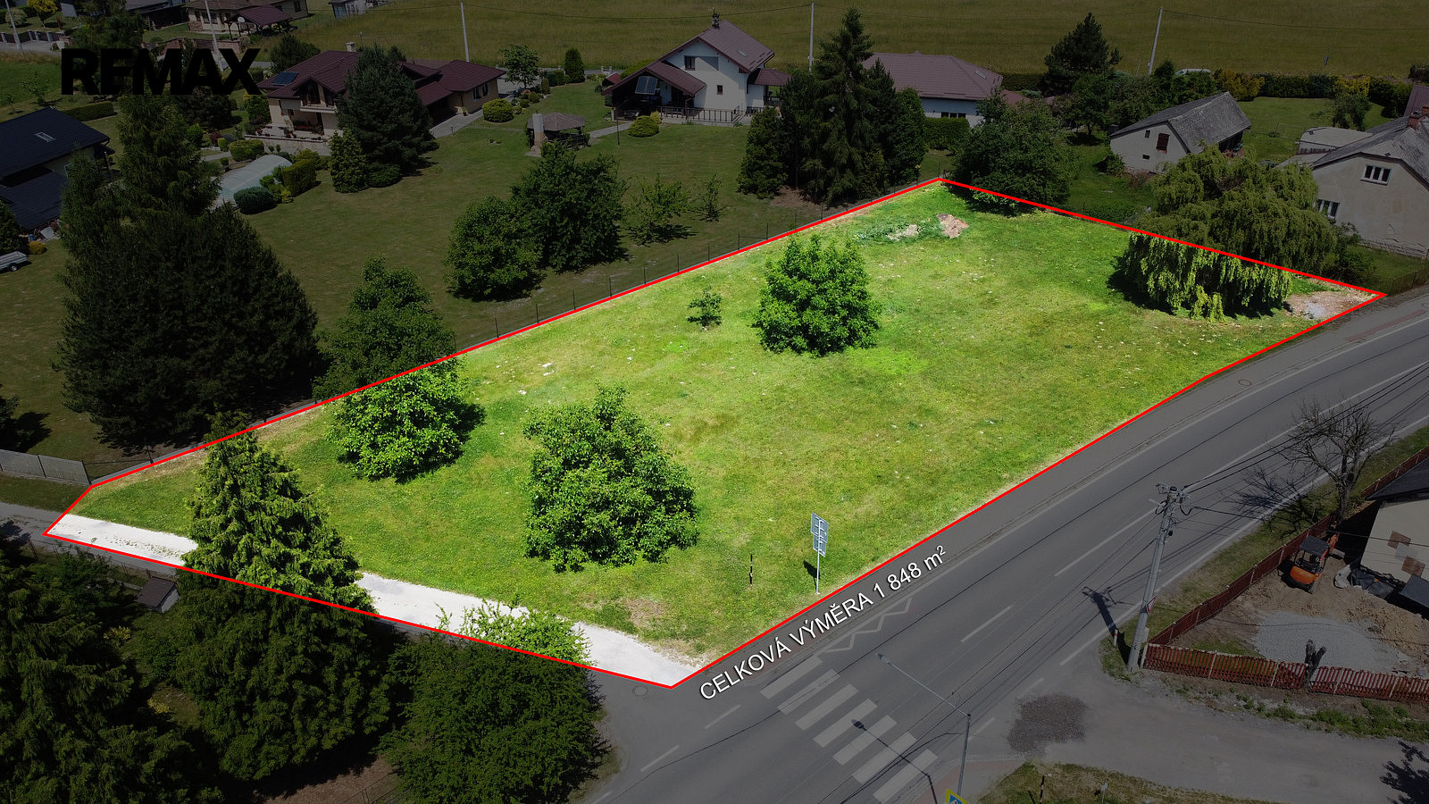Prodej stavebního pozemku 1 848 m² – pohled 2