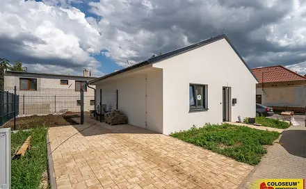 Prodej domu 74 m² s pozemkem 322 m², Šanov, okres Znojmo