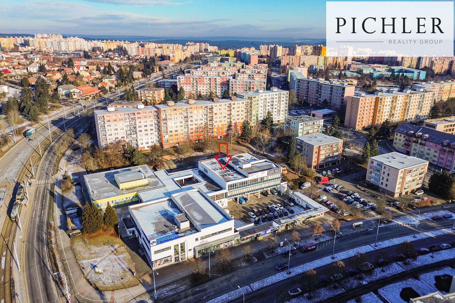 Pronájem kanceláře 650 m² — photo 2