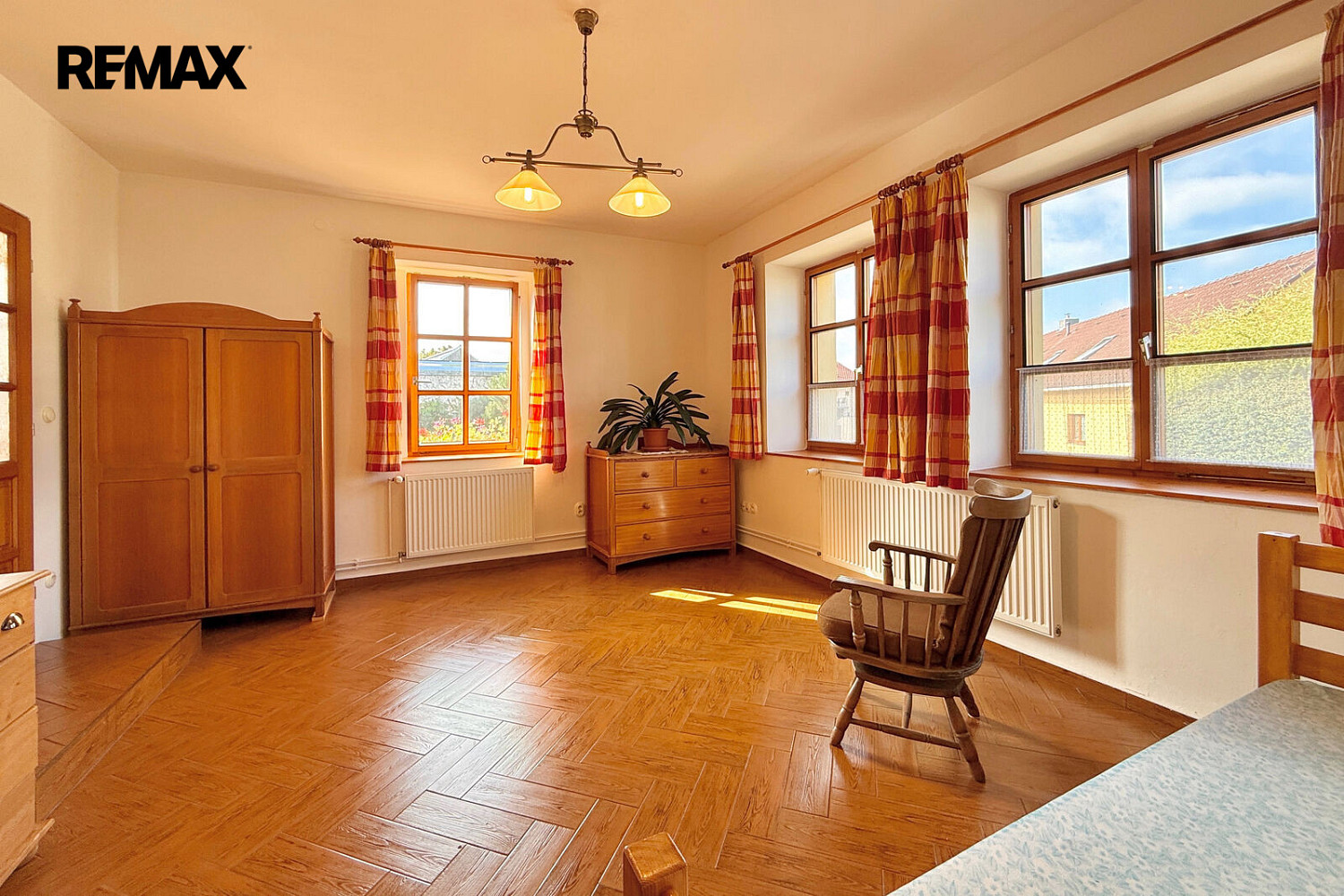 Pronájem bytu 3+1 85 m² – fotografie 3